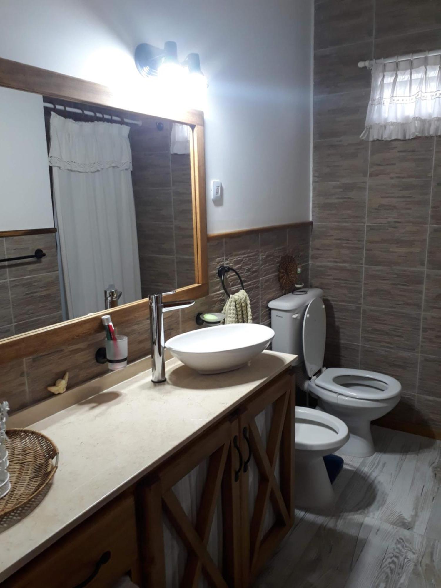 Nel'S Casa Hostel A 15 Minutos De Aeropuerto Ezeiza Монте-Гранде Экстерьер фото